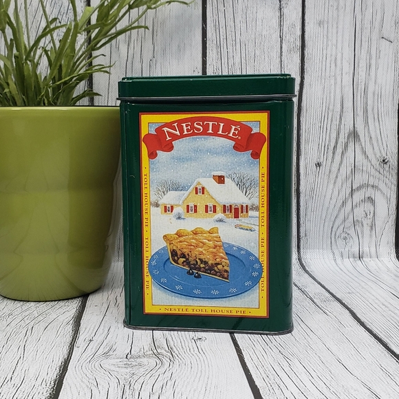 1970s Vintage Green Limited Edition Nestle Toll House Cookie Tin - Picture 4 of 8